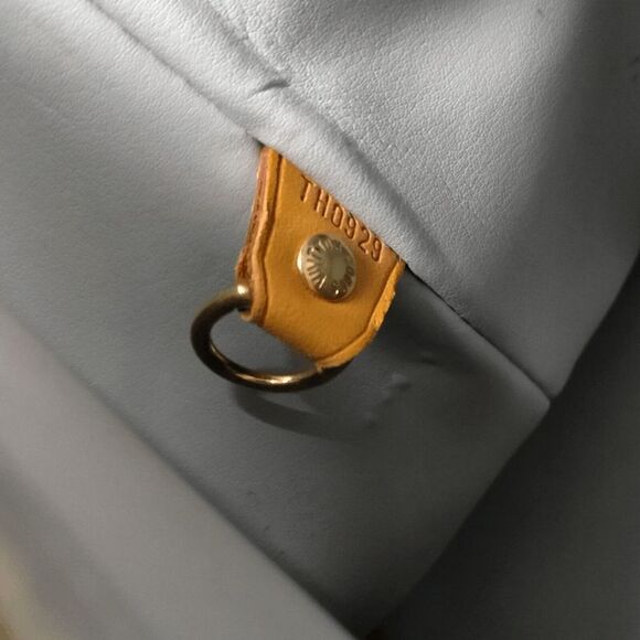 Authentic Louis Vuitton LV Vtg 1999 Yellow Vernis Leather Houston Handbag *FLAWS - Picture 9 of 14